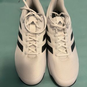 Mens adidas tennis shoes size 10